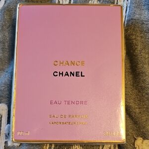 Authentic CHANEL Chance Eau Tendre Pink Packaging